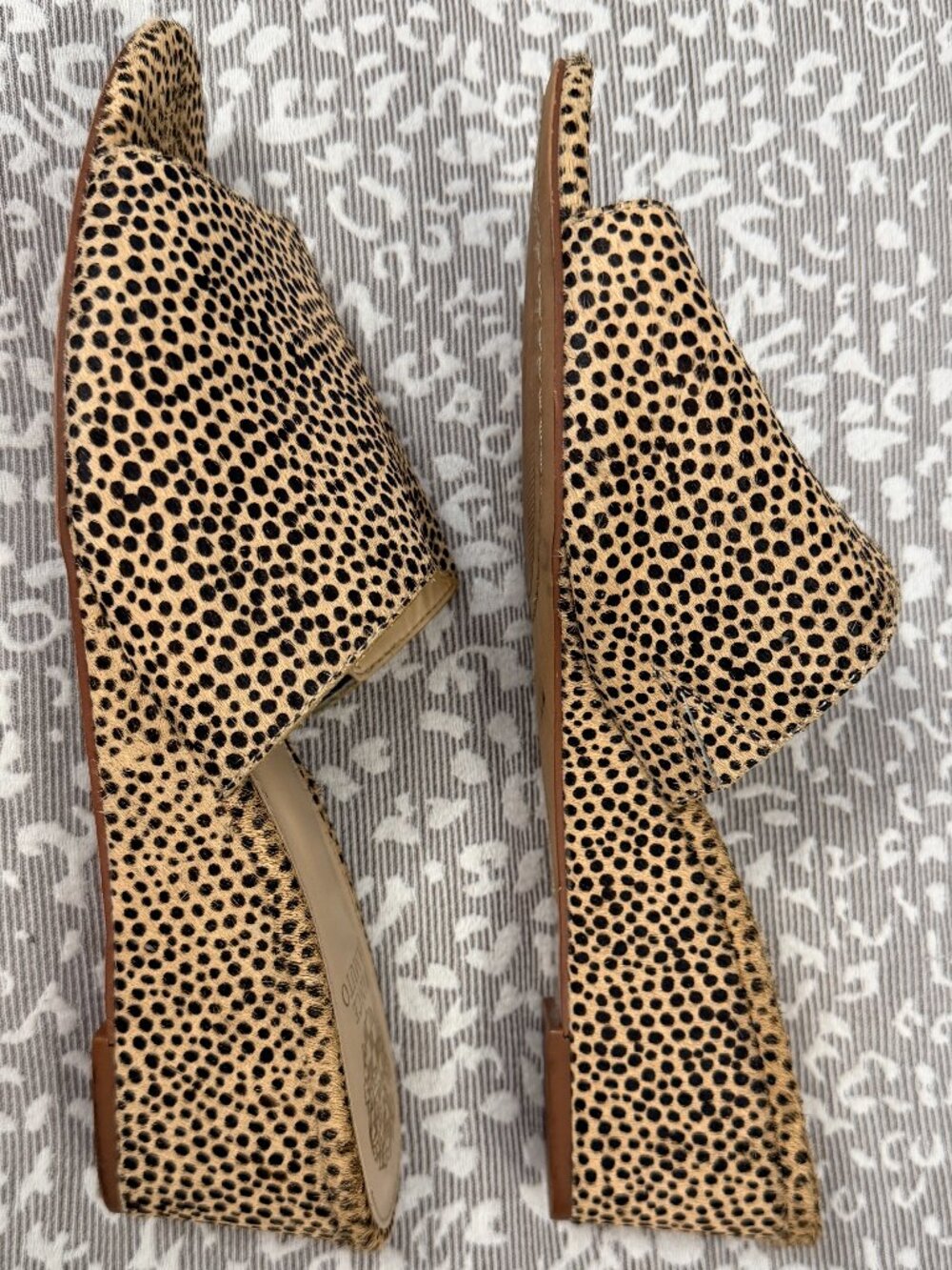 Vince Camuto Stephena Cow Hair Slip-on Sandal - Size 9.5 M - Picture 5 of 10